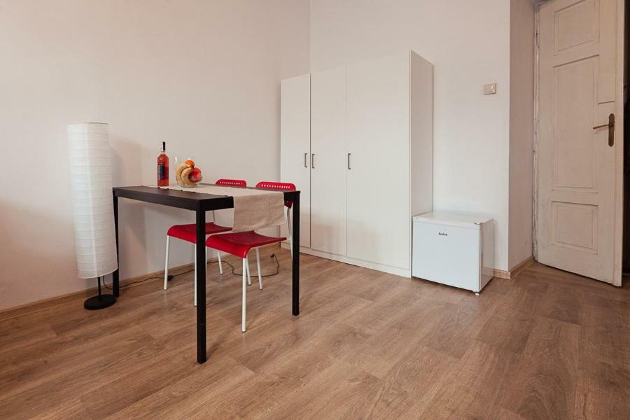 Umbrella Guest Rooms Krakau Exterior foto